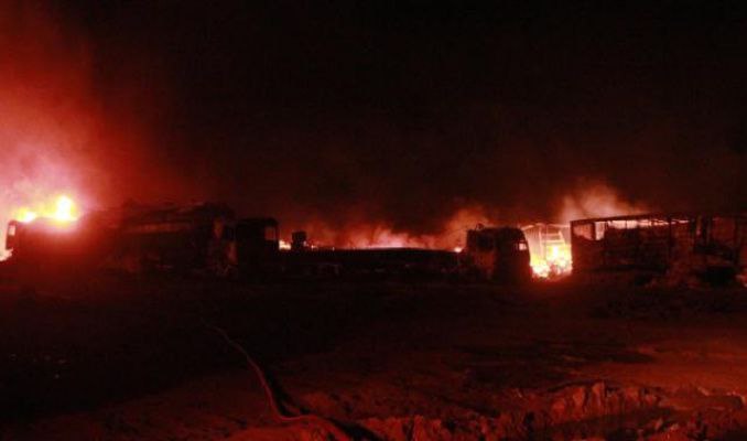 İran'da akaryakıt tankeri patladı: 2 kişi öldü