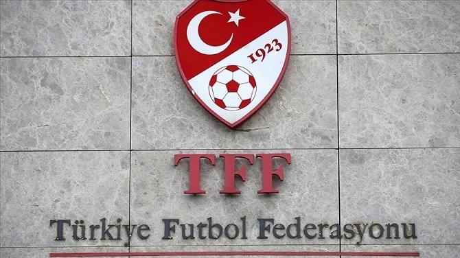 TFF, Avrupa'dan zaferle dönen Fenerbahçe ve Başakşehir'i kutladı