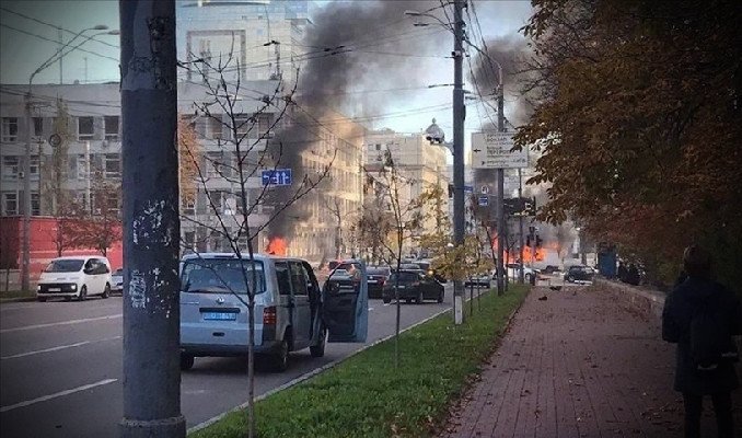 Kiev'e 'Kamikaze drone'larla saldırı!
