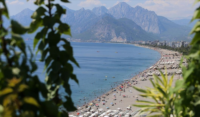 Antalya'da 83 yıl sonra sıcaklık rekoru