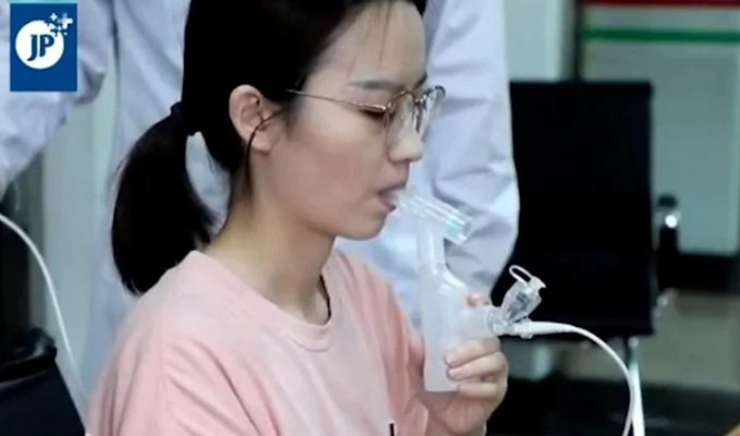 Çin'de 'solunabilir' korona virüs aşısı uygulanıyor