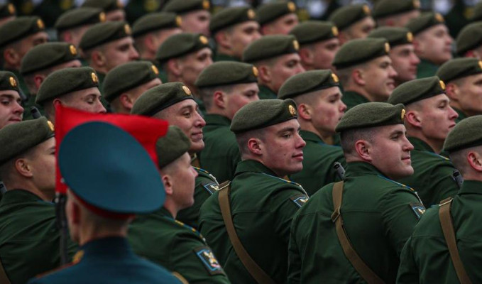 Rusya: Seferberlik kapsamında 200 binden fazla kişi silah altına alındı