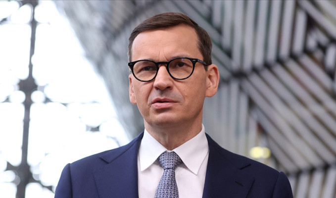 Polonya Başbakanı Putin'i 'blöf' yapmakla itham etti