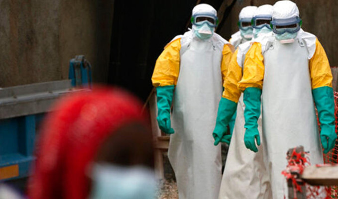 Uganda'da Ebola yüzünden ölen sağlıkçı sayısı 4 oldu