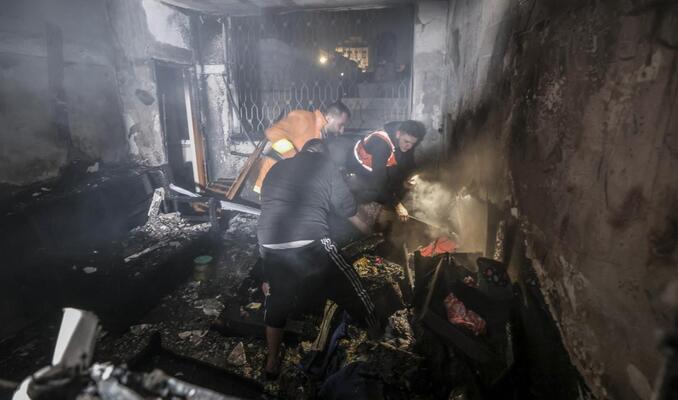 Gazze'deki mülteci kampında yangın: 21 ölü
