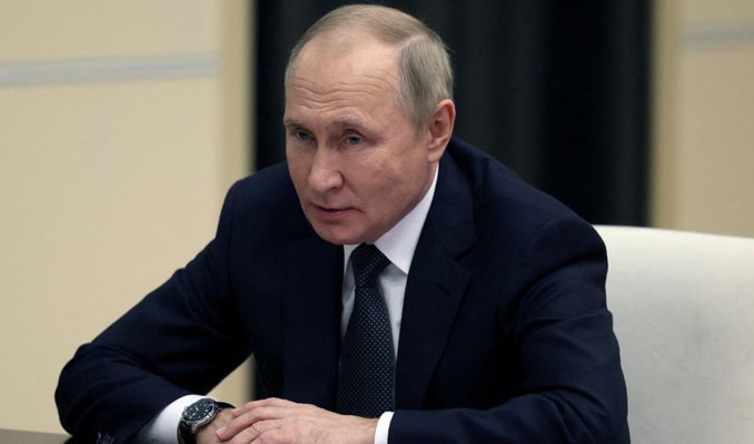 Putin: Devlet kuruluşlarının kaliteli çalışmaya ihtiyacı var