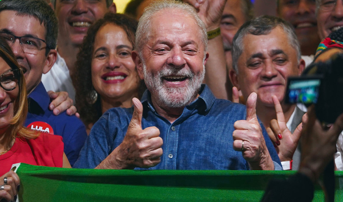 Lula, Brezilya’nın kurtuluşunu 90’larda buluyor