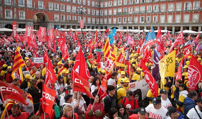 Avrupa ülkeleri protesto ve grevler nedeniyle zorda