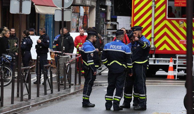 Paris saldırısının zanlısı 'cinayet' ve 'cinayete teşebbüs'ten tutuklu yargılanacak
