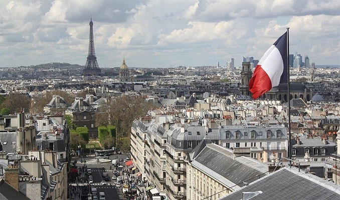 Fransa'da elektrik sektörü sendikalarından grev çağrısı 