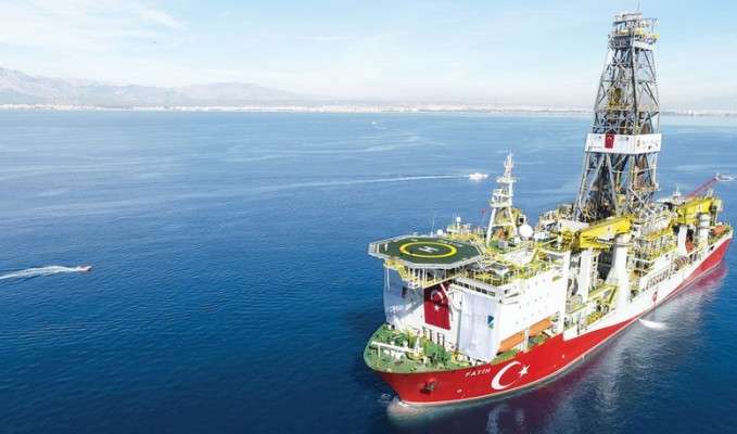 Bakan Dönmez Fatih gemisinin Karadeniz'de 3.sondajına başladığını duyurdu