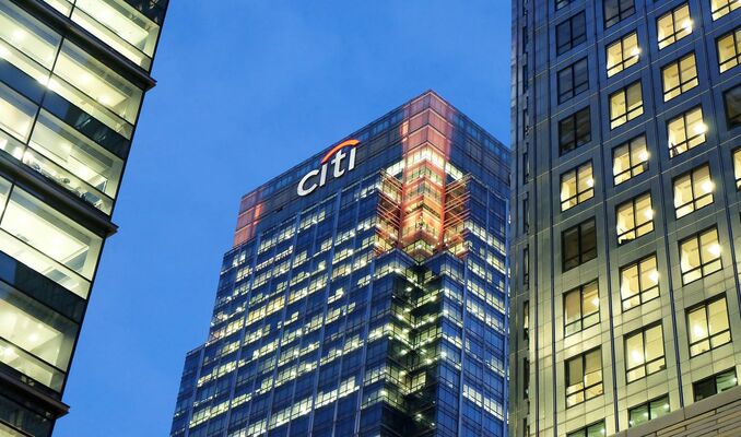 Citigroup Wall Street devleriyle rekabetten vazgeçti