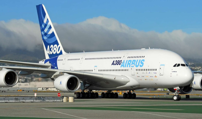 İkonik uçak Airbus A380’in 500 parçası açık artırmaya çıkacak