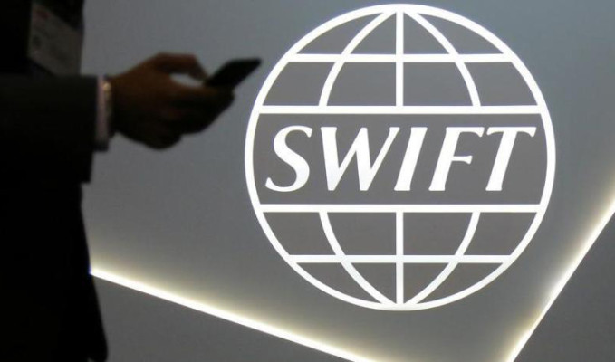 AB, Rusya'yı SWIFT'den çıkarmak konusunda bölündü