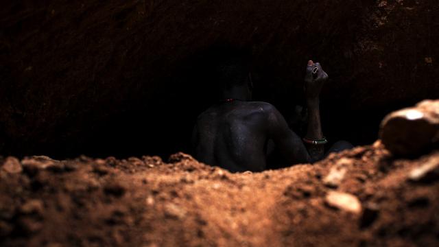 Afganistan'da kömür madenindeki göçük: 10 ölü