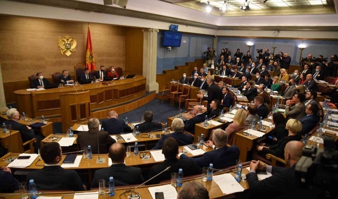 Karadağ’da siyasi kriz: Hükümet düştü