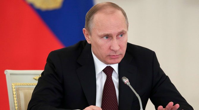 Putin, petrol ve gazdan vazgeçme takvimini açıkladı