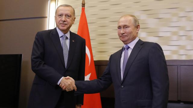 Erdoğan'dan Putin ve Zelenskiy'e Türkiye daveti