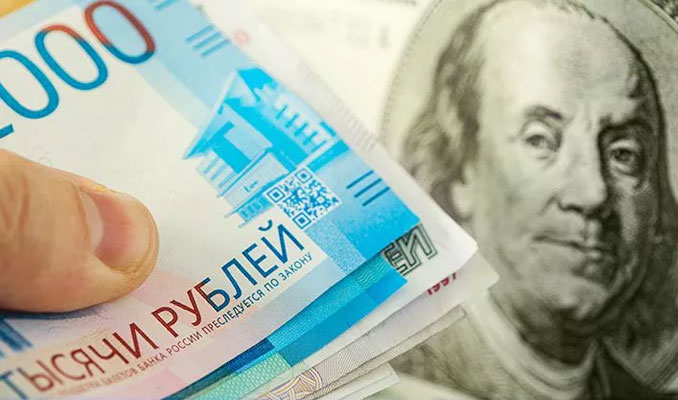 Rusya'da dolara 'nakit' kısıtlaması