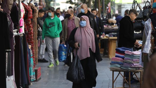 Ürdün'de maske önlemleri gevşetiliyor