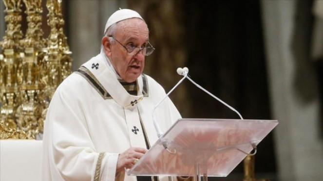 Vatikan’dan reform: Papa yeni anayasayı tanıttı