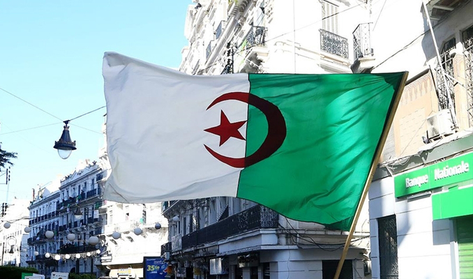 Cezayir ile Çin arasında 7 milyar dolarlık fosfat anlaşması imzalandı