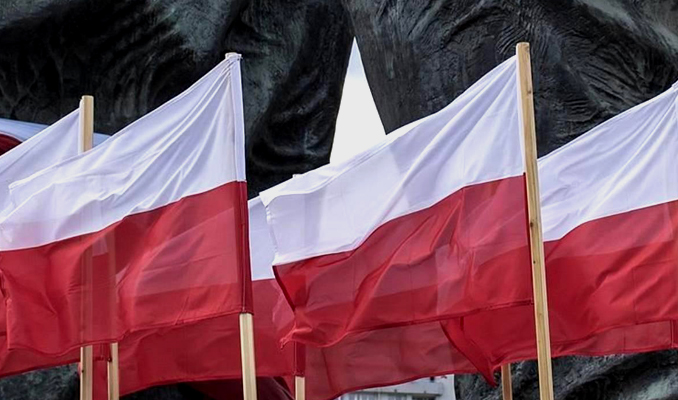 Polonya'dan Rus oligarklara darbe