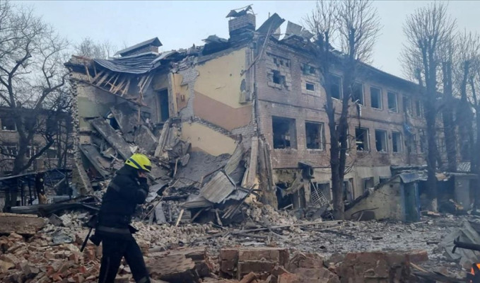 Ukrayna: Mariupol'den ayrılmak isteyen 160 bin sivil var