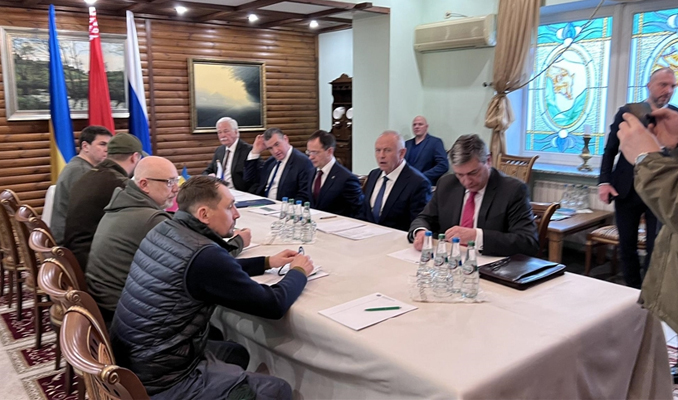 Rusya-Ukrayna görüşmesi sona erdi: Ukrayna'dan ilk açıklama