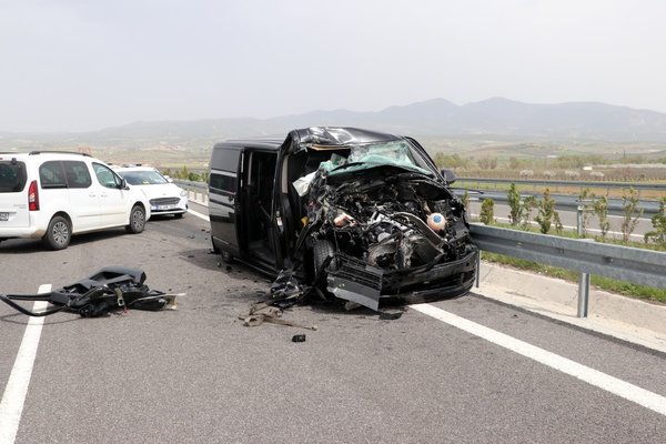 Selami Şahin'in oğlu trafik kazası geçirdi!