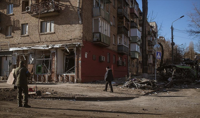 Kiev'de sivil can kaybı 900'ü geçti