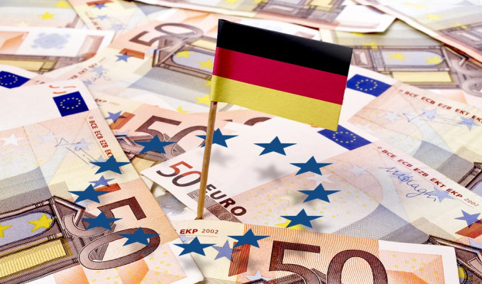 Alman hükümetinden şirketlere 100 milyar euro kredi