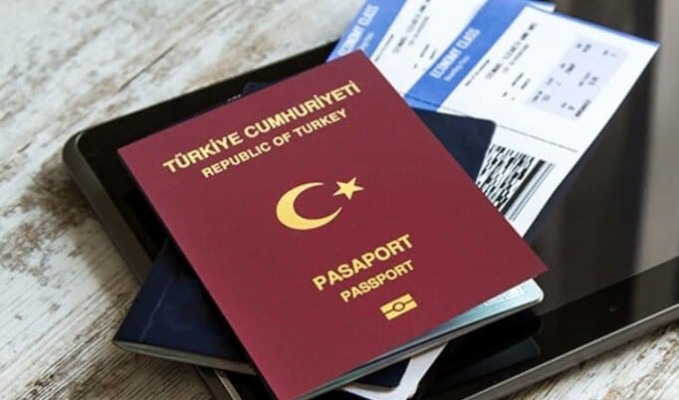  Yerli pasaport ve sürücü belgesi tanıtıldı