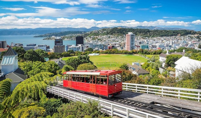 Yeni Zelanda sınırları artık turistlere tamamen açık