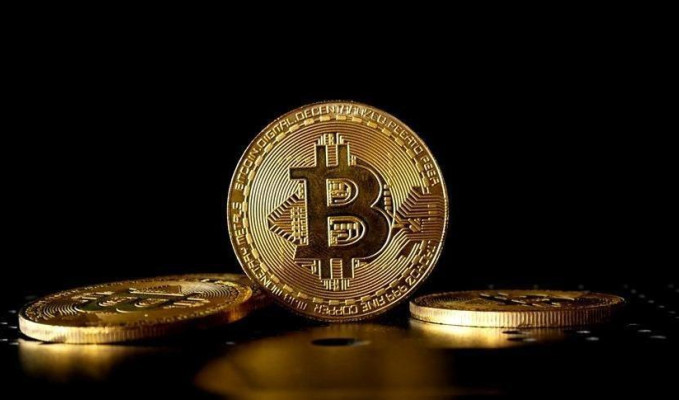 Bitcoin kritik seviyeyi zorlamaya devam ediyor