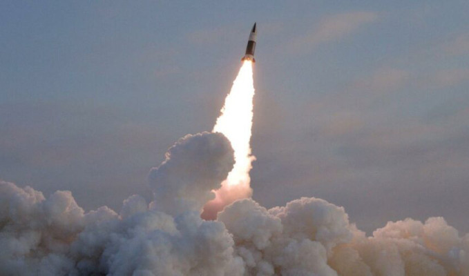 Kuzey Kore 3 balistik füze denemesi yaptı