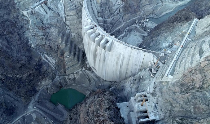 Bakan Kirişçi: Yusufeli barajı ekonomimize 3,5 milyar katkı sağlayacak