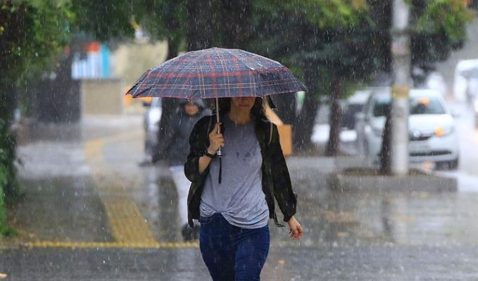Ankara Valiliği'nden yeni uyarı: Öğleden sonra kuvvetli yağış bekleniyor