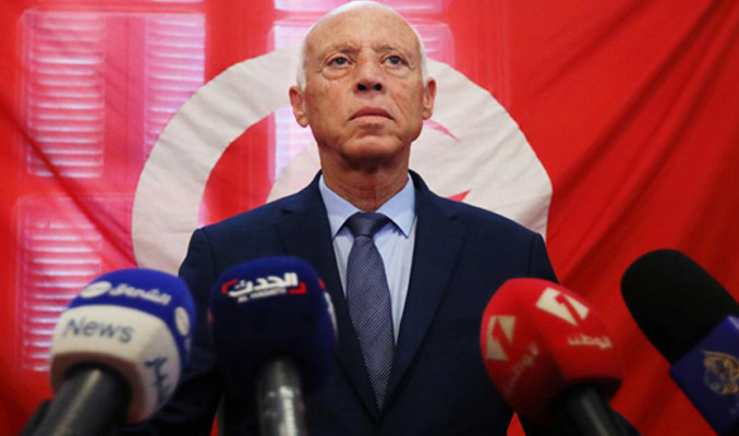Tunus'ta 57 yargıç görevden alındı