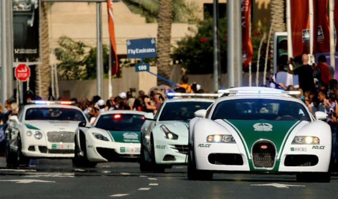 Para aklamakla suçlanan İngiliz, Dubai’de gözaltına alındı