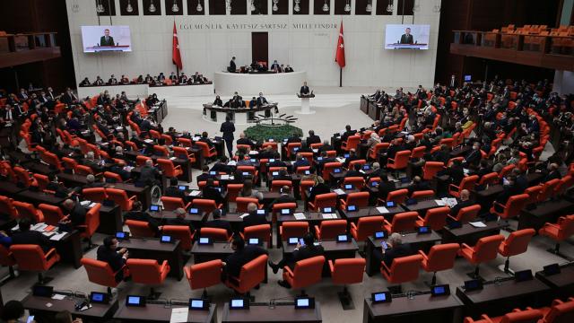 İYİ Parti'nin ÖTV önergesine AKP ve MHP'den ret