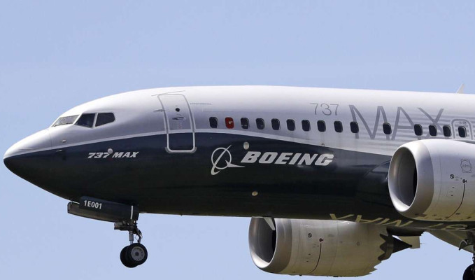 Boeing, uçak talebi tahminlerini düşürdü
