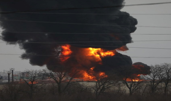 Rusya'da bir mühimmat deposunda yangın çıktı