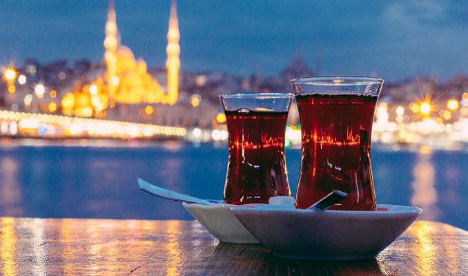 İstanbul'da bir bardak çay 'lüks' oldu