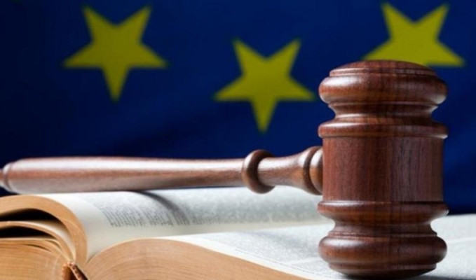 AB mahkemesi, Almanya ve Fransa'nın veri kurallarını hukuka aykırı buldu
