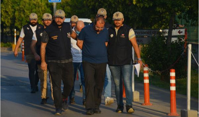 Adana'da FETÖ/PDY operasyonu: 10 gözaltı