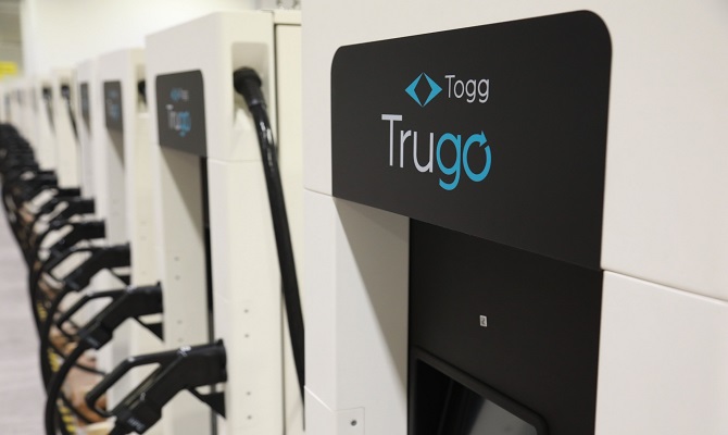 Trugo'ya özel üretilen şarj cihazları kuruluma hazır