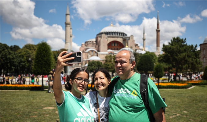 İstanbul'a 8 ayda 10 milyon turist