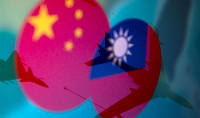 Tayvan: Ada çevresinde Çin'e ait 44 savaş uçağı, 1 askeri dron ve 7 gemi görüldü