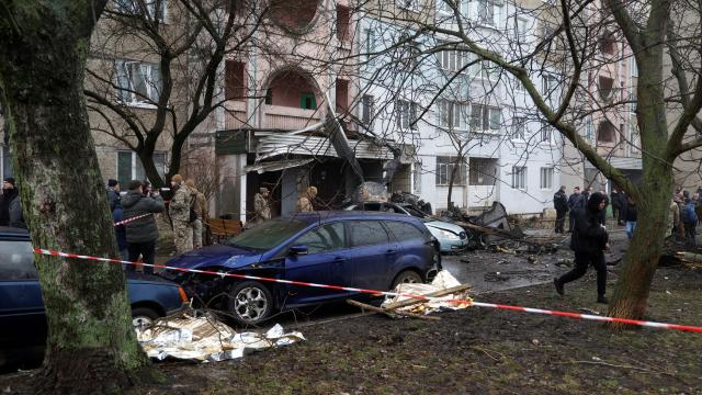 Ukrayna'da helikopter düştü: İçişleri Bakanı öldü